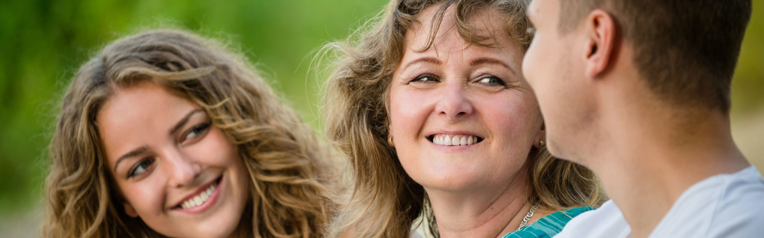 mom-with-teens_peaceathomeparenting