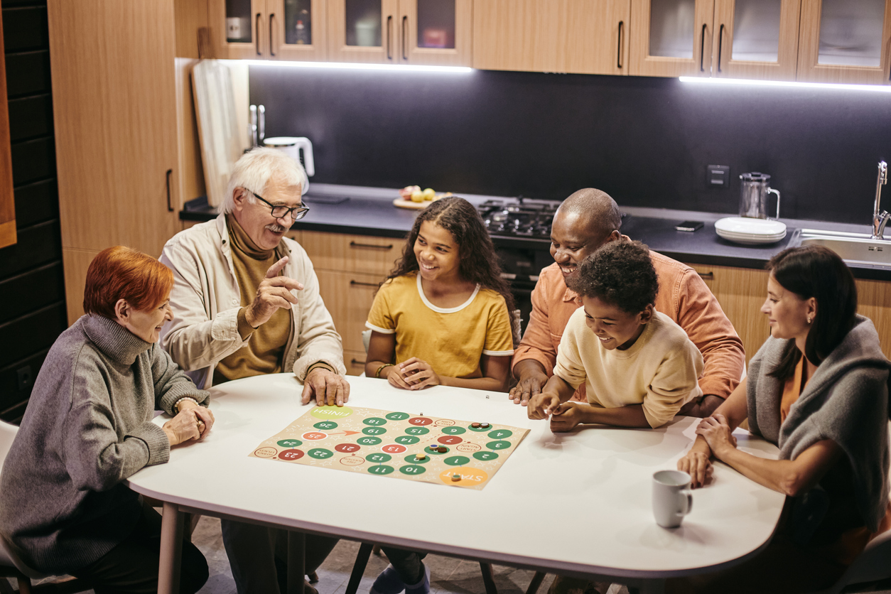The 30-Day “Break the Screen Cycle” Family Challenge, Peace at Home